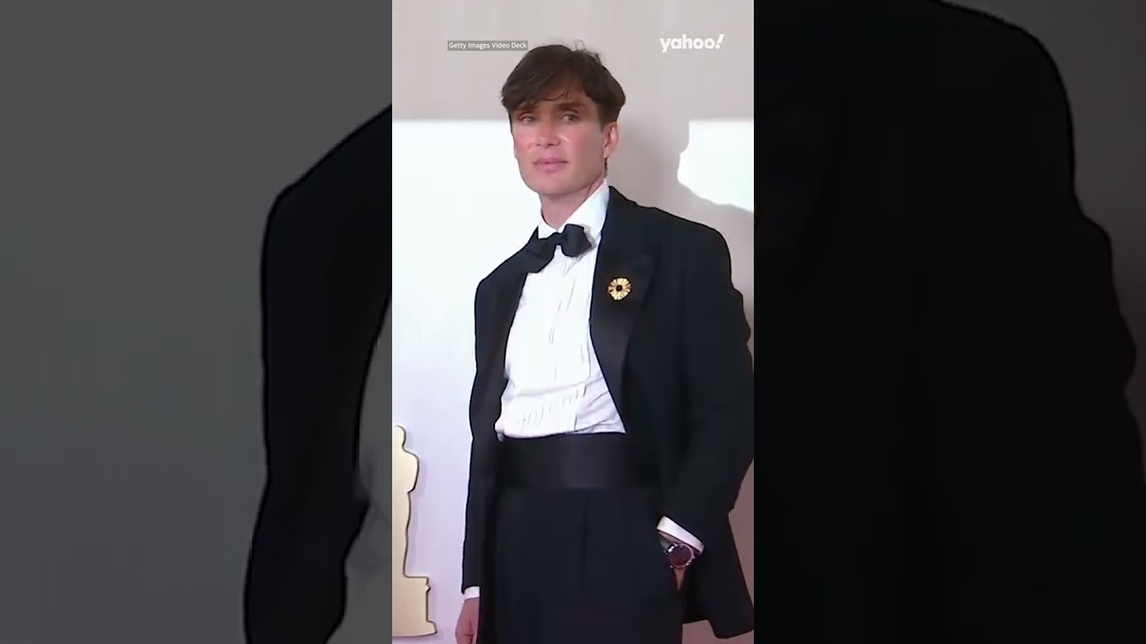 Oppenheimer’s Cillian Murphy arrives at 2024 Oscars red carpet