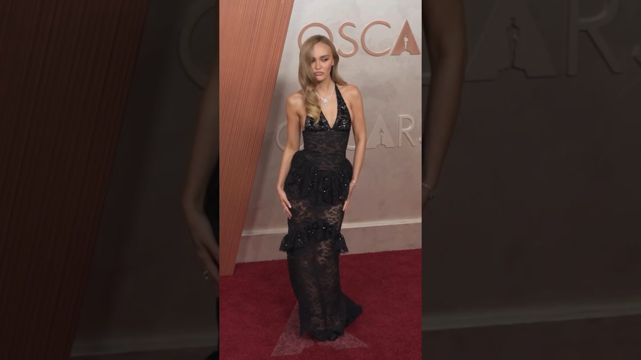 lily rose Depp at the Oscars red carpet #shorts #oscars